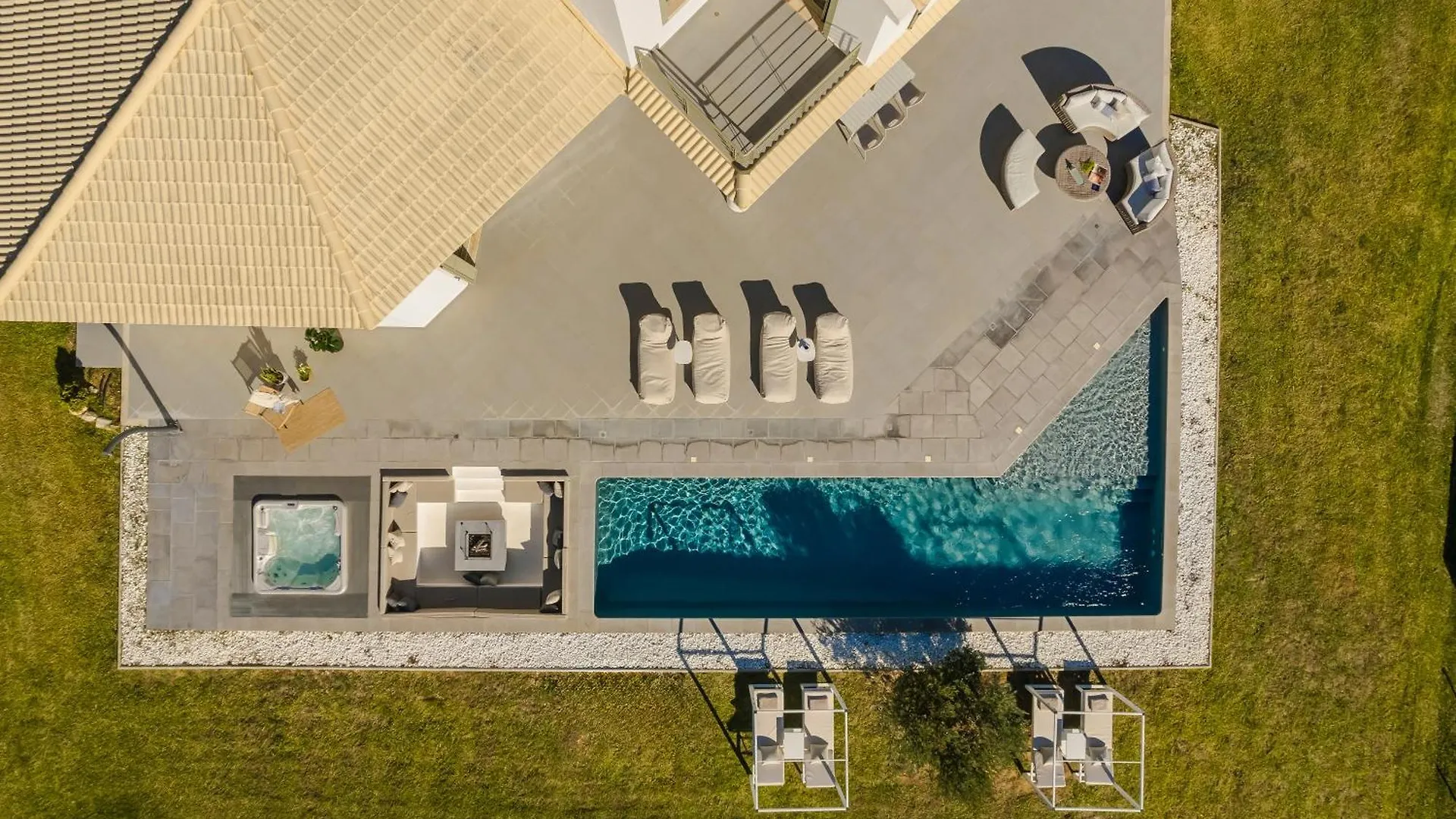 Villa Felicity Svoronata