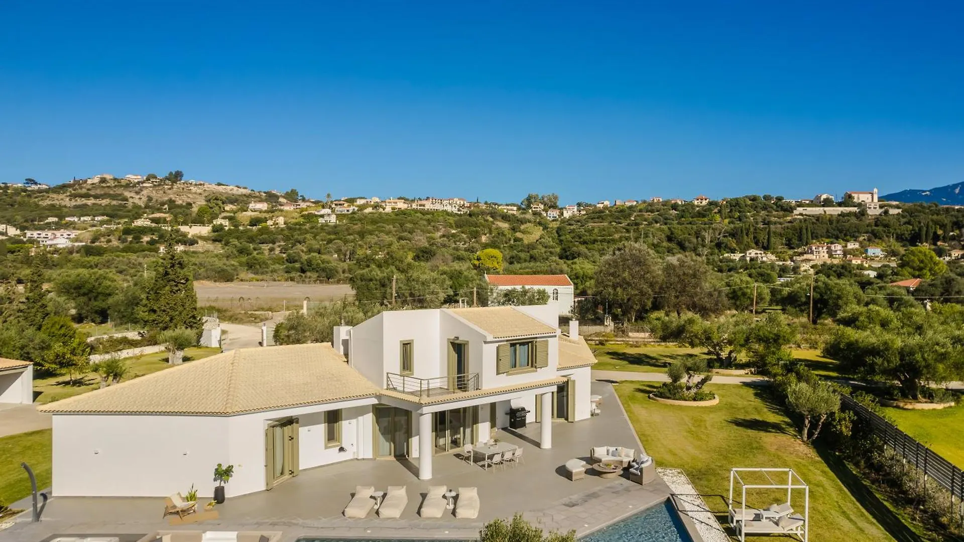 Villa Felicity Svoronata